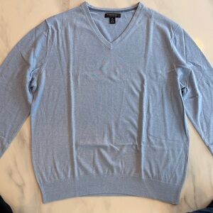 Banana Republic Sky Blue V-Neck Sweater XL